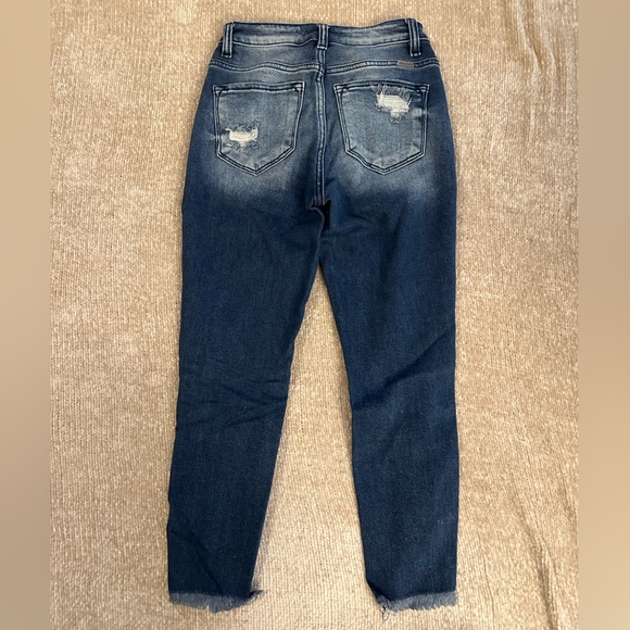 KanCan Kurvy Mid-Rise Cropped Ankly Skinny Jean - Size 26 - Picture 2 of 7